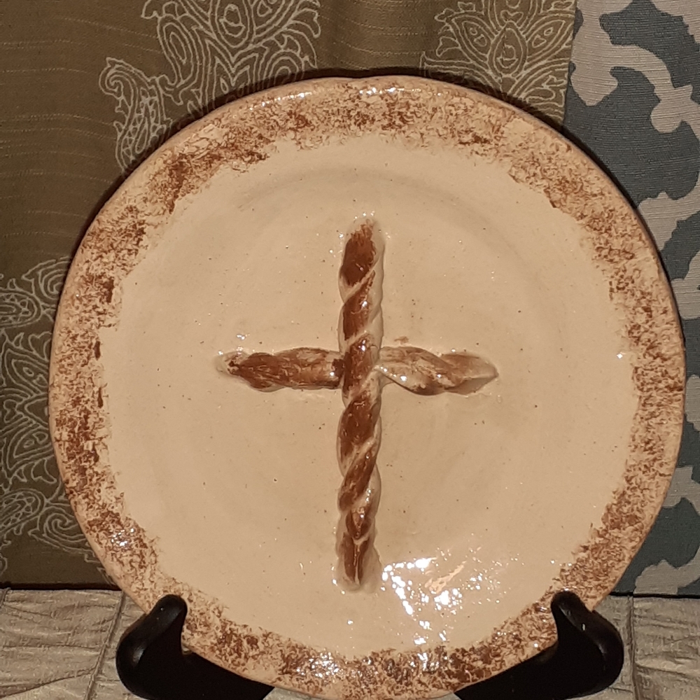 Pottery plate